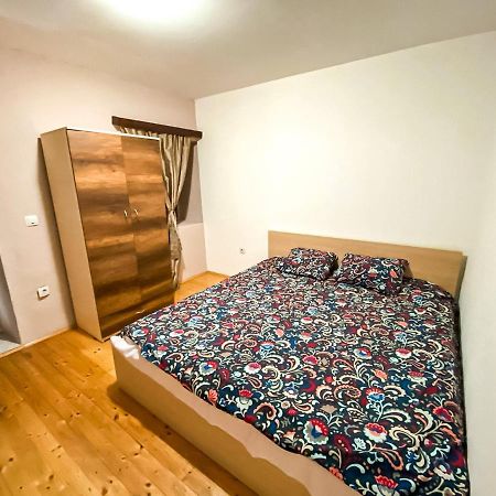 Yeti Guest House مافروفو المظهر الخارجي الصورة